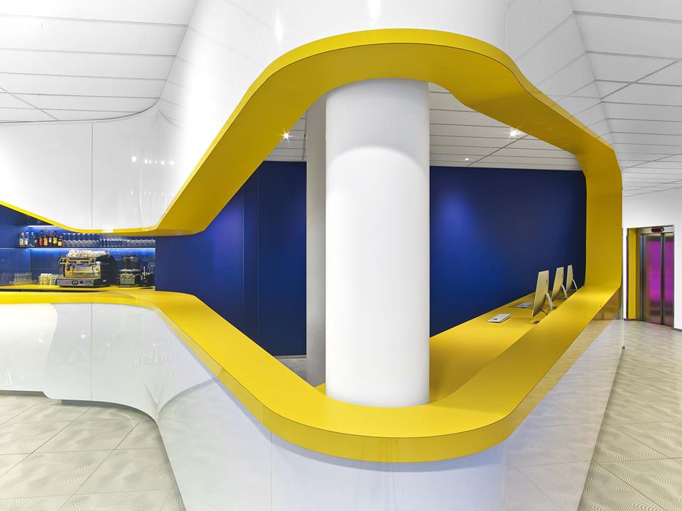 Prizeotel Design By Karim Rashid Archiscene Your Daily Architecture