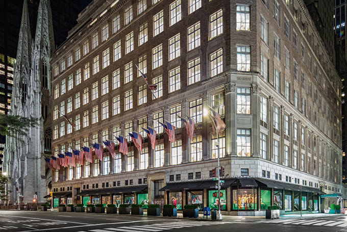 Gucci reveals Exclusive Installations and Special Window Takeovers at Saks  Fifth Avenue (16) - Archiscene - Your Daily Architecture & Design Update