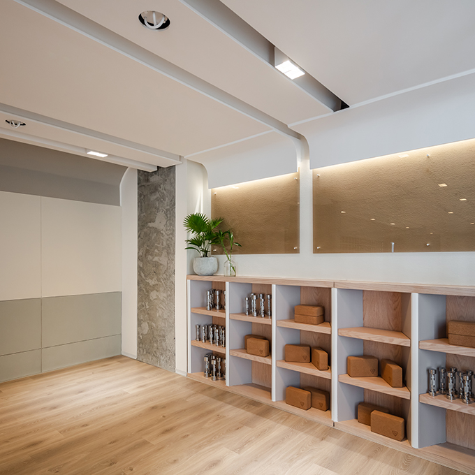 Gallery of Tru3 Yoga Studio / ITGinteriors - 31  Yoga studio interior,  Studio floor plans, Yoga studio design